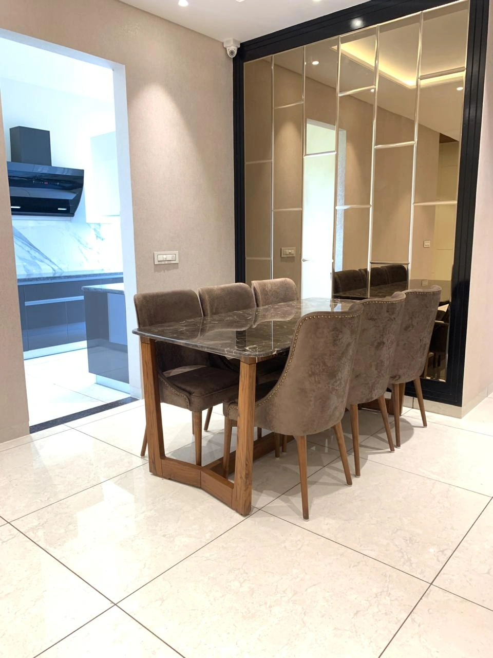 El Spazia Premium Flats, Duplex & Penthouse