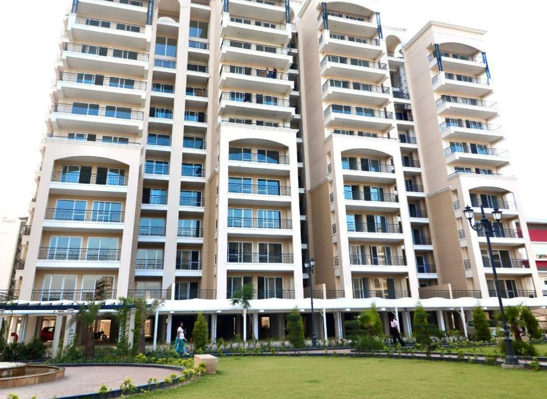 El Spazia Premium Flats, Duplex & Penthouse