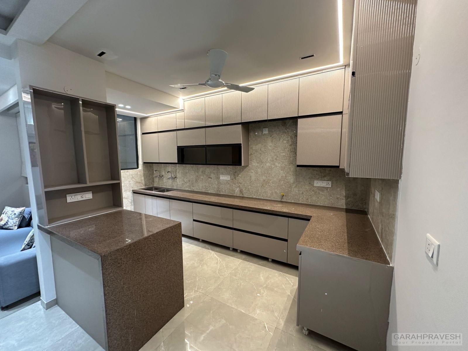 Golden castle 3bhk