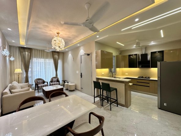 independent villa zirakpur garah pravesh