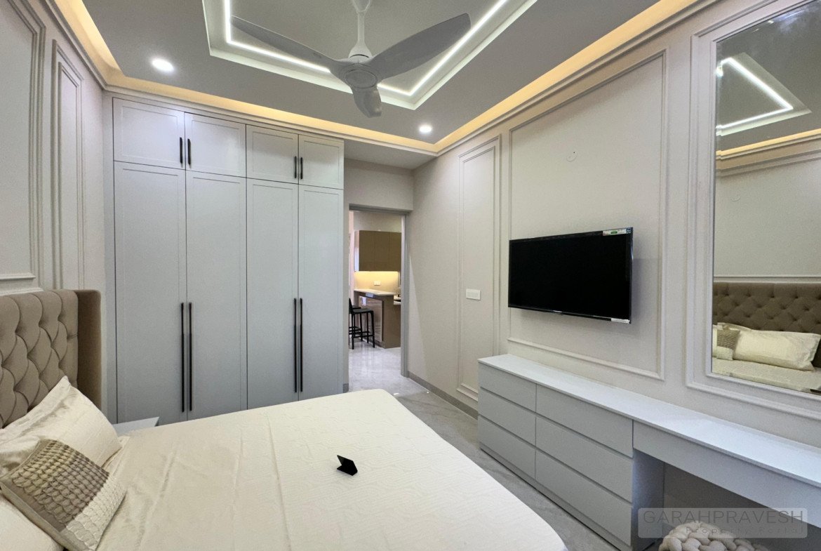 independent villa zirakpur garah pravesh