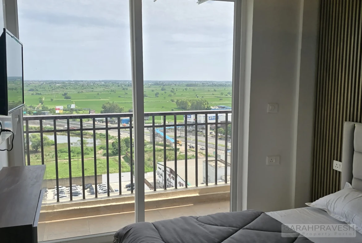 Panoramic city and green views from 10th-floor SOHO in Zirakpur with AC and TV