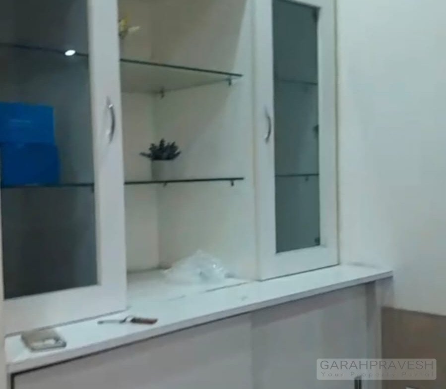 Furnished 4BHK flat for sale in GHB Splande, Zirakpur – Ready to move low-rise apartment in gated society