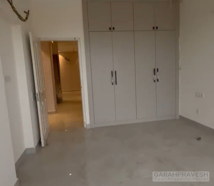 3BHK Ground Floor Apartment in Steel Strips Towers Derabassi – Spacious 2200 Sqft Flat with Balcony and Modern Amenities