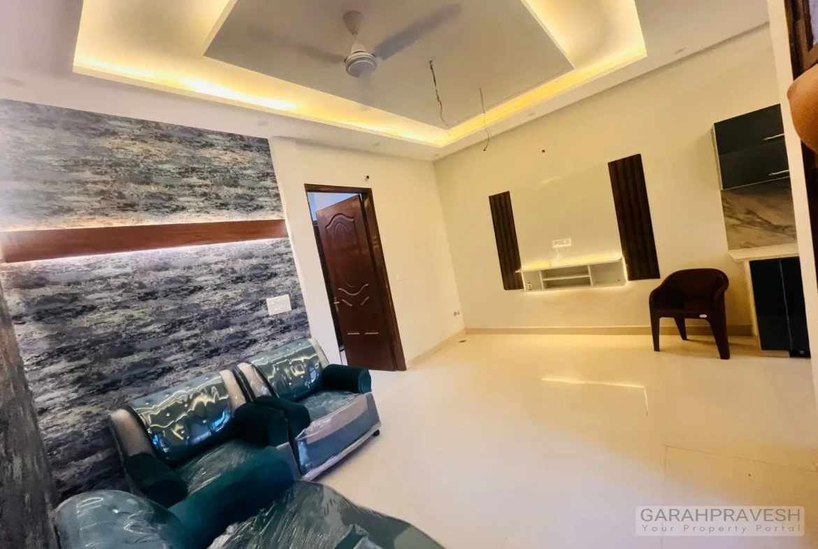 Bright and airy living room with stylish wallpaper and wooden finishes