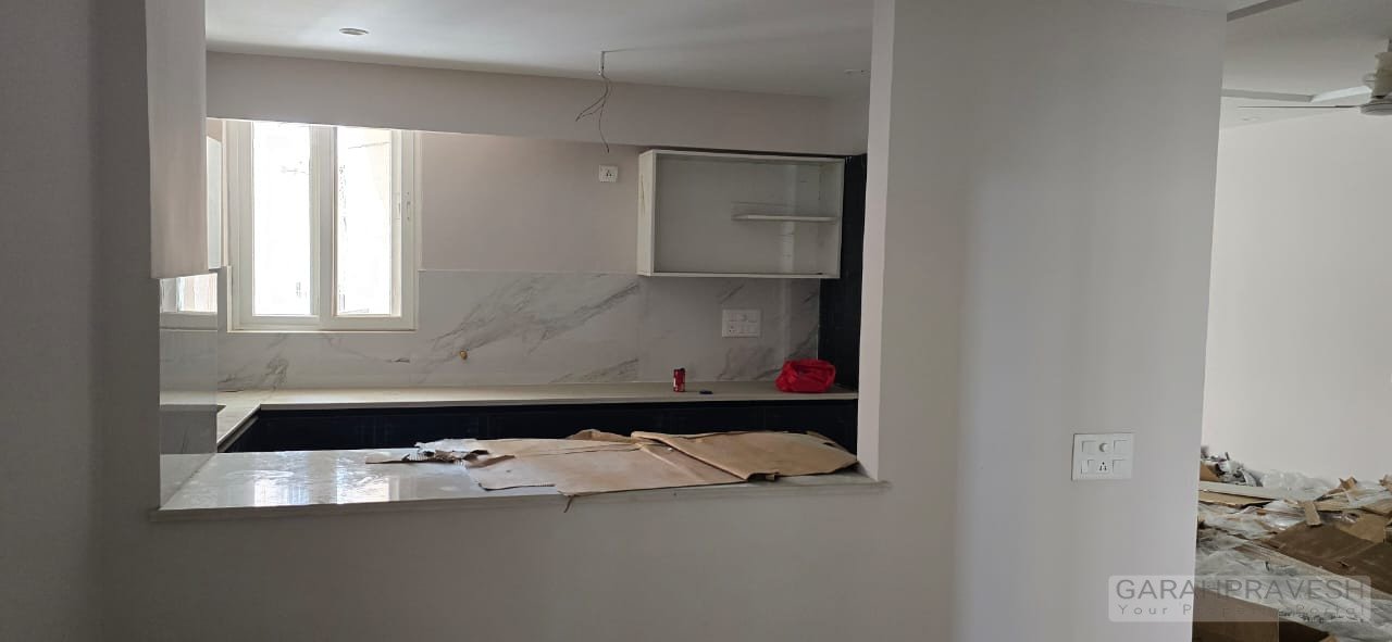 Fully-equipped modular kitchen in 3BHK apartment, Derabassi