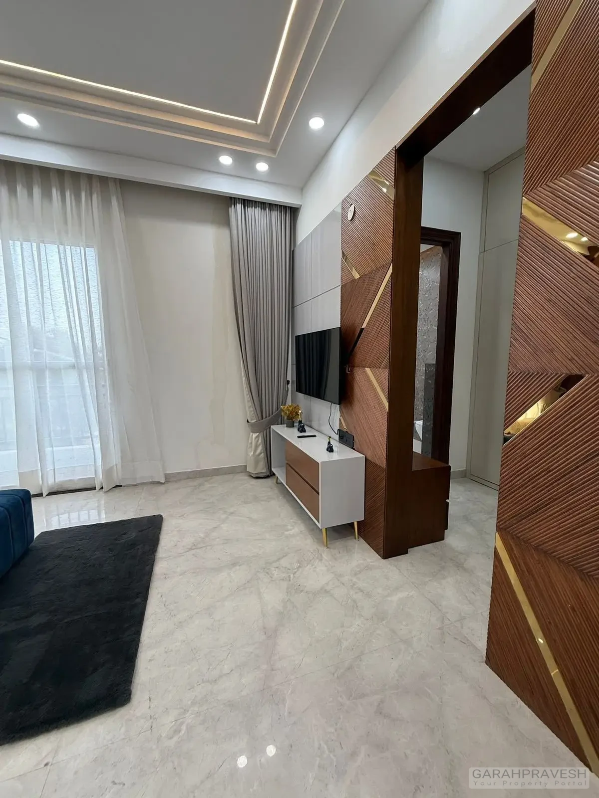 Independent 3BHK Duplex Villa for Sale in Gates Society Zirakpur – 2100 sq.ft. RERA approved, semi-furnished, clubhouse, parks, kids play area, 2 car parkings, near possession, safest green location, direct Patiala Highway connectivity – Contact Garah Pravesh 7087949434