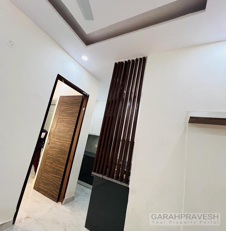 1BHK ready-to-move flat for sale in Sector 124 Sunny Enclave Mohali with branded fittings, free car parking, vastu-friendly design, and 90% bank loan – Contact Garah Pravesh at 7087949434 for best and transparent property deals.