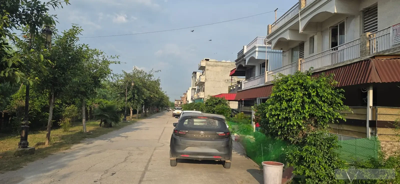 227 Gaz Independent Villa for Sale in Chandigarh Royale City – Corner Park Facing, Gated Society, Vastu Compliant, 5 Car Parking, Solar Panel – Exclusive Deal with Garah Pravesh 8054489494