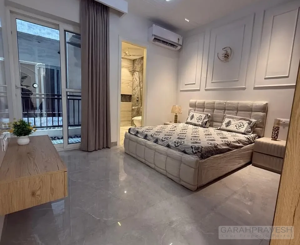 3BHK flats for sale in Green Paradise Zirakpur with lift, store, roof rights, gated community, clubhouse, parks, ready-to-move apartments – Best deals with Garah Pravesh 7087949434