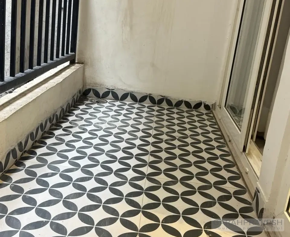 3BHK flats for sale in Green Paradise Zirakpur with lift, store, roof rights, gated community, clubhouse, parks, ready-to-move apartments – Best deals with Garah Pravesh 7087949434