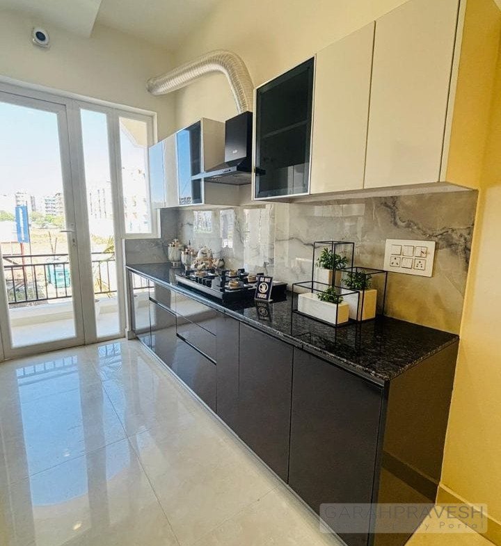 3BHK luxury independent floors for sale in Peermuchalla near Sector 20 Panchkula with lift, stilt parking, store room, gated community and best deals by Garah Pravesh 7087949434