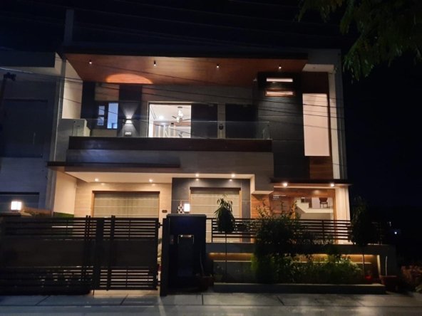 Luxury 10 Marla 5BHK Villa for Sale in Sector 79 Mohali – double storey independent house, park-facing, 6 car parking, modern facade with premium teak wood and Jaguar fittings.