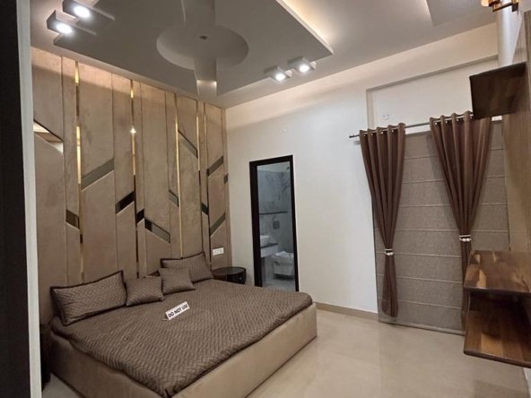 Luxury 3BHK flat for sale in Desire Homes II Zirakpur with 120 sq yd layout, modern amenities, gated community, ready-to-move, near Patiala Road and Sports Stadium