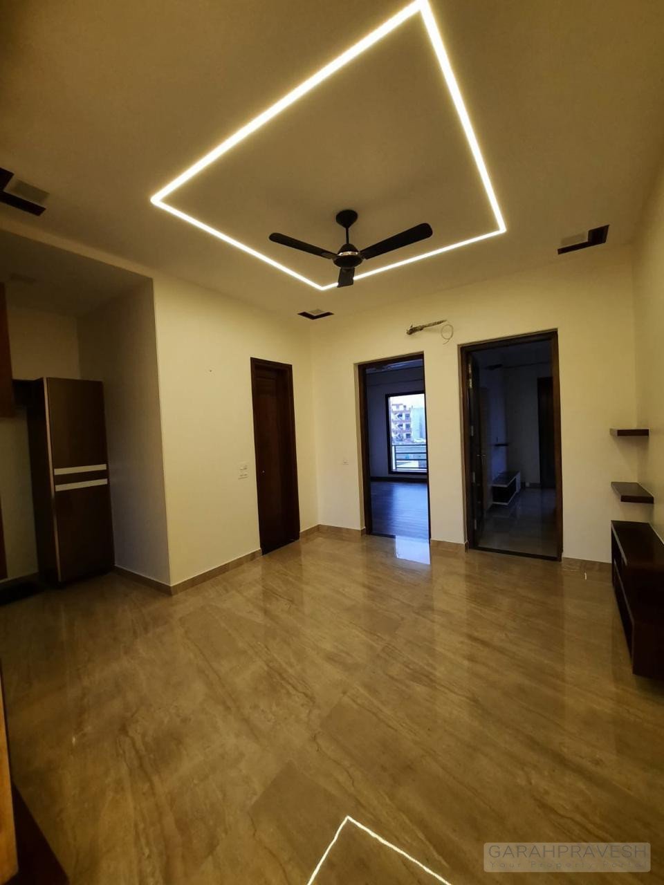 Luxury 10 Marla 5BHK Villa for Sale in Sector 79 Mohali – double storey independent house, park-facing, 6 car parking, modern facade with premium teak wood and Jaguar fittings.