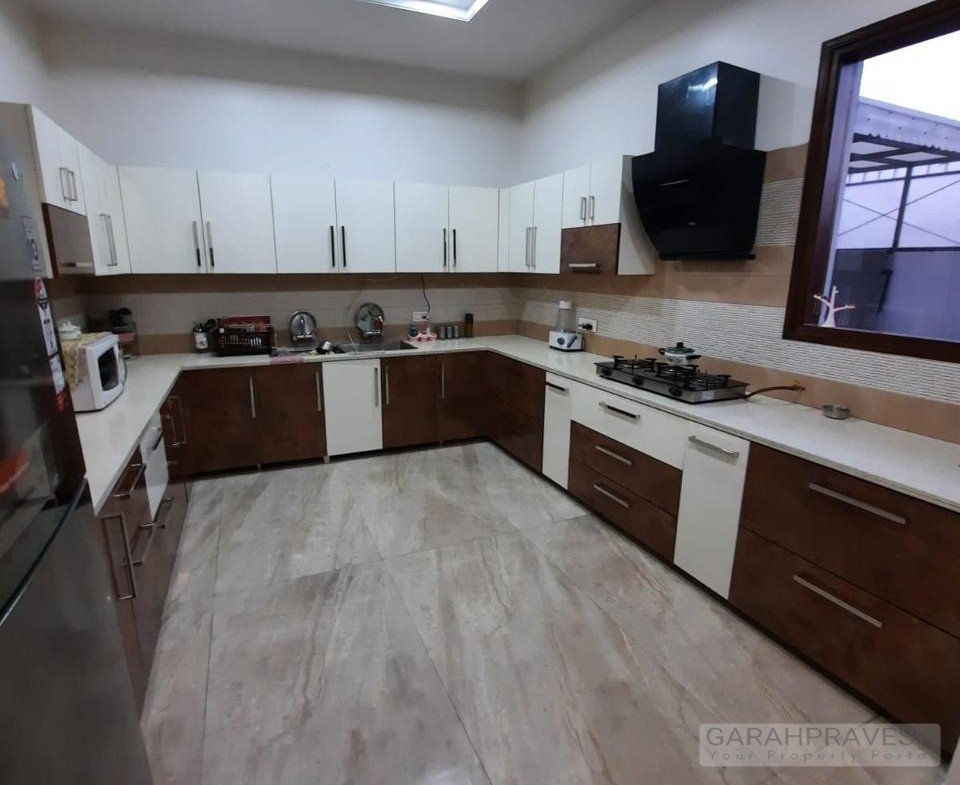 Luxury 10 Marla 5BHK Villa for Sale in Sector 79 Mohali – double storey independent house, park-facing, 6 car parking, modern facade with premium teak wood and Jaguar fittings.