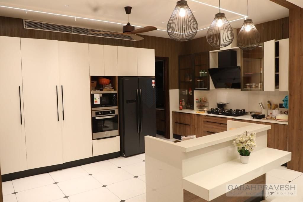 1 Kanal Luxury Villa for Sale in Mohali GMADA Sector – Brand New Ready to Move 7BHK Modern House with Banquet Hall, Rooftop Bar & Premium Features
