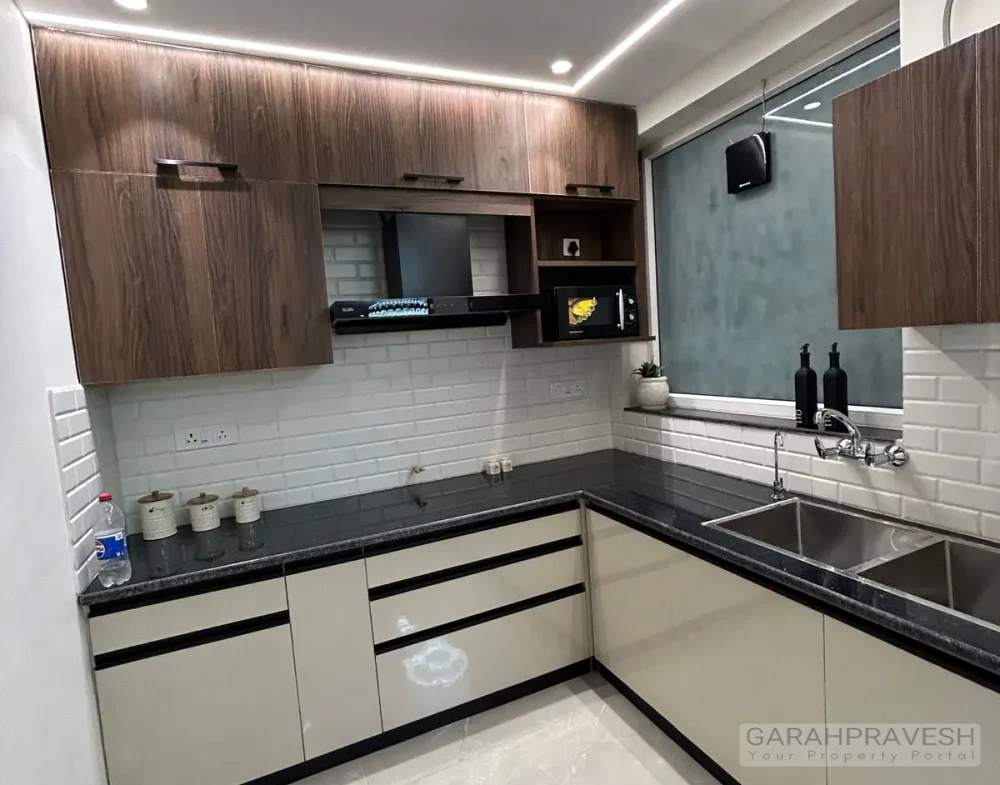 Premium 3BHK builder floors for sale in Serene View Zirakpur on Dayalpura Road with lift, stilt parking, modular kitchen, and modern amenities.