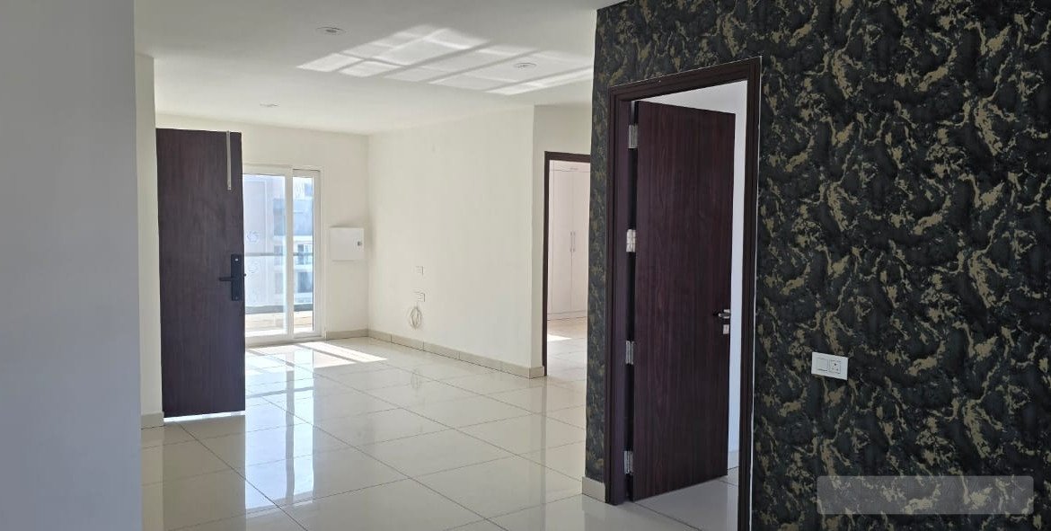 Luxury 4BHK Penthouse for Sale in Hermitage Centralis Zirakpur – 3400 sqft ready-to-move penthouse with modern amenities, park-facing views, and premium VIP Road location