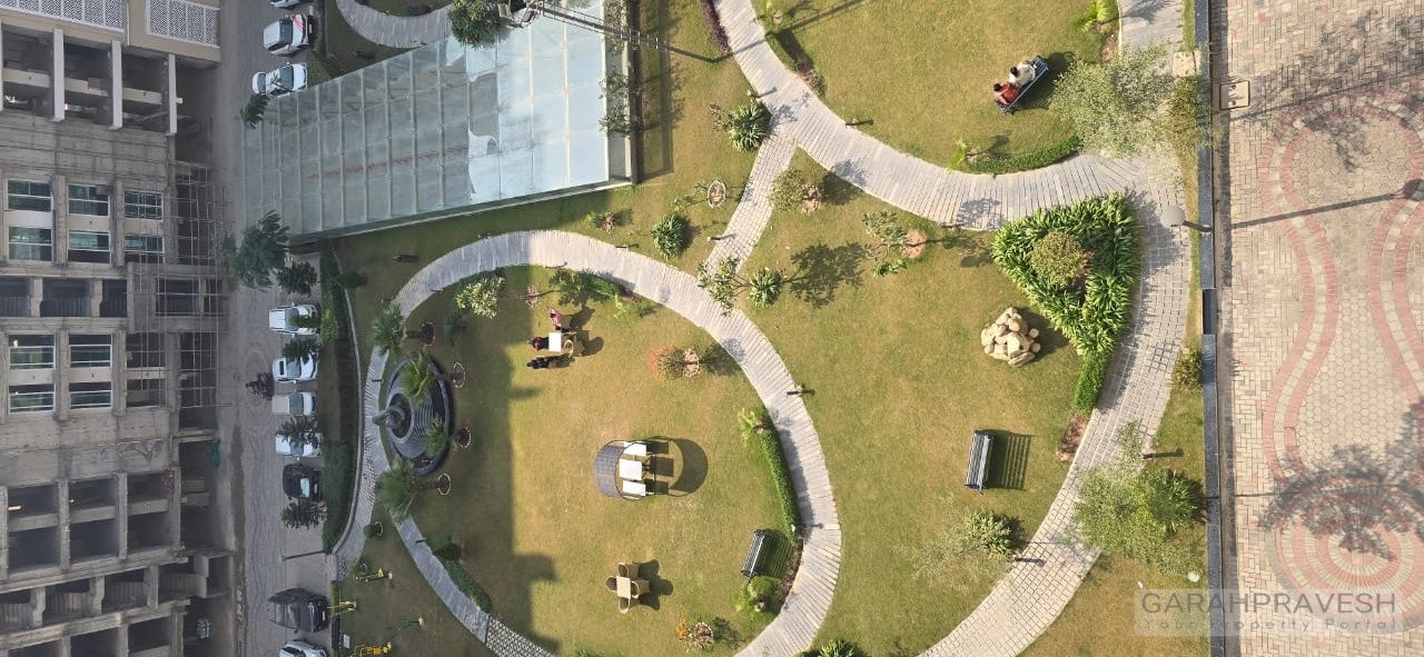 Luxury 4BHK Penthouse for Sale in Hermitage Centralis Zirakpur – 3400 sqft ready-to-move penthouse with modern amenities, park-facing views, and premium VIP Road location