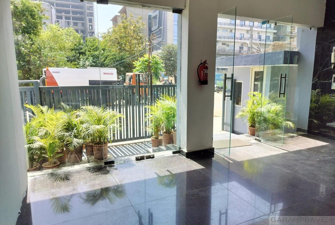 Independent commercial building for sale in Phase 8A Mohali with 16,000 sq ft covered area, fully rented offices, lift, power backup, and high rental income investment property