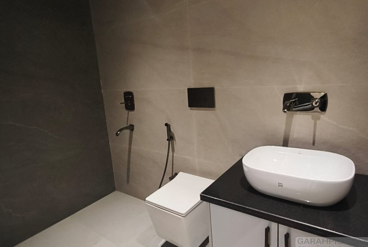 Hermitage Royale Zirakpur – Ultra-luxury fully furnished 3 BHK residences with world-class amenities and high investment potential.