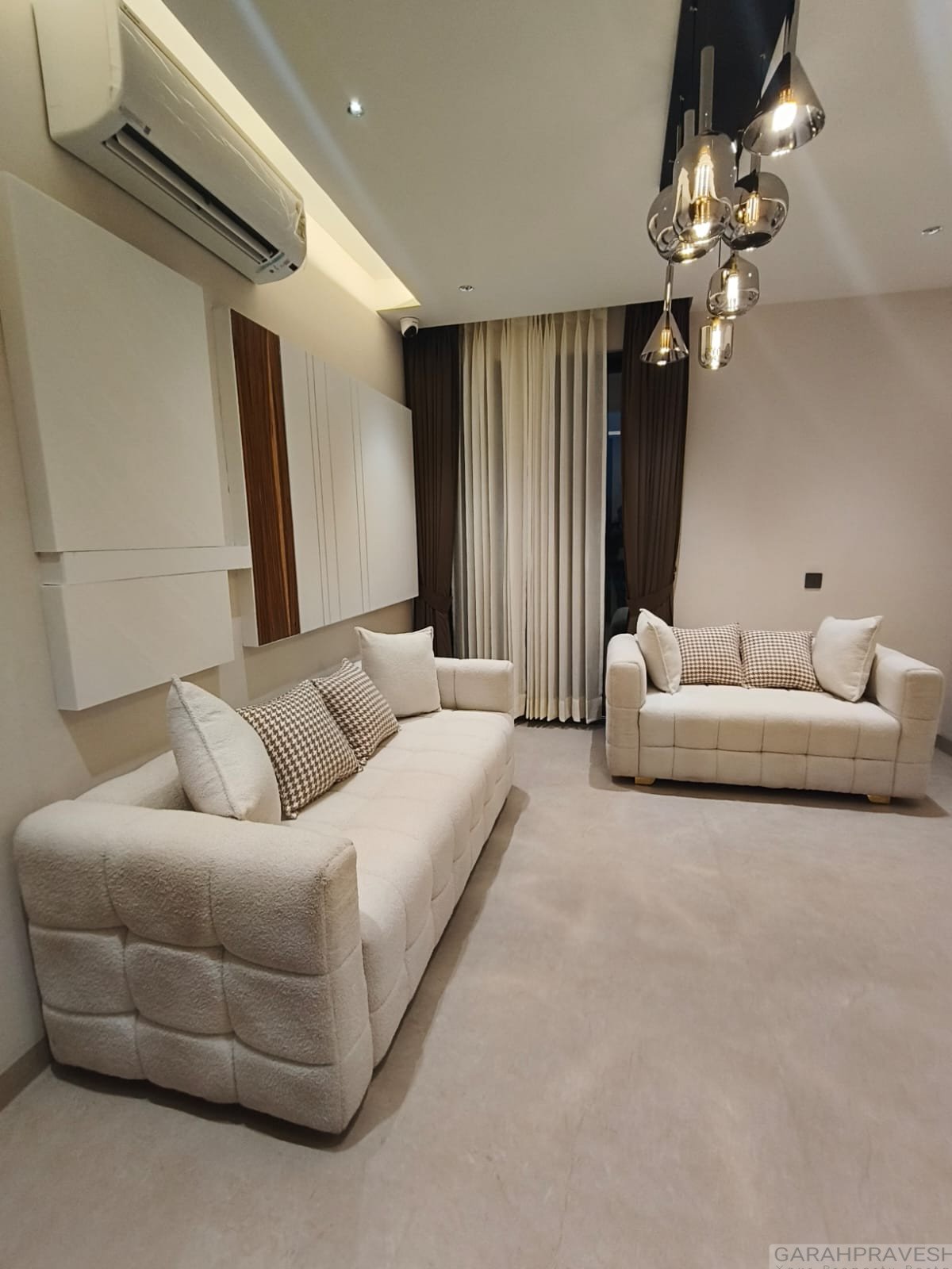 Hermitage Royale Zirakpur – Ultra-luxury fully furnished 3 BHK residences with world-class amenities and high investment potential.